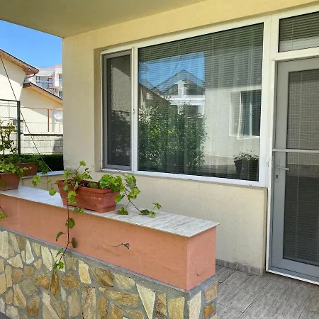 In Complex Daisy Apartamento