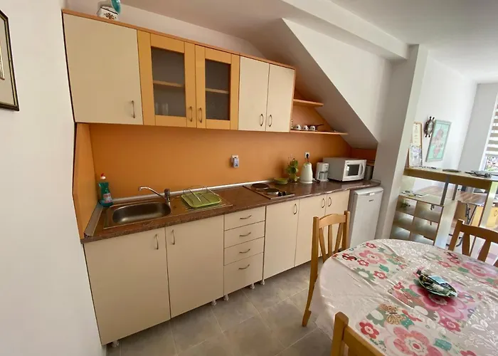 Daire In Complex Daisy Kranevo