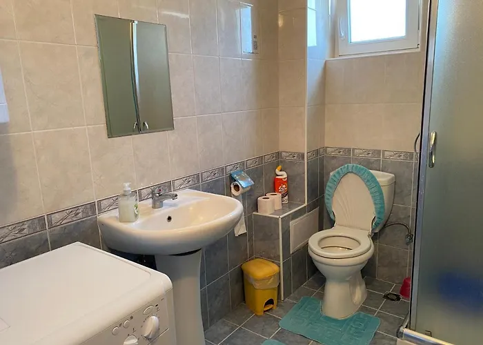 Daire In Complex Daisy