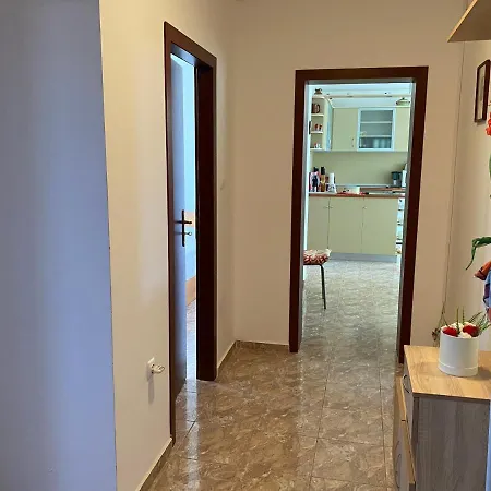 Apartment In Complex Daisy Kranevo